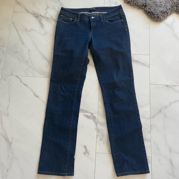 Tahari Denim - Tahari womens jeans size 6 dark wash denim closet staple straight leg